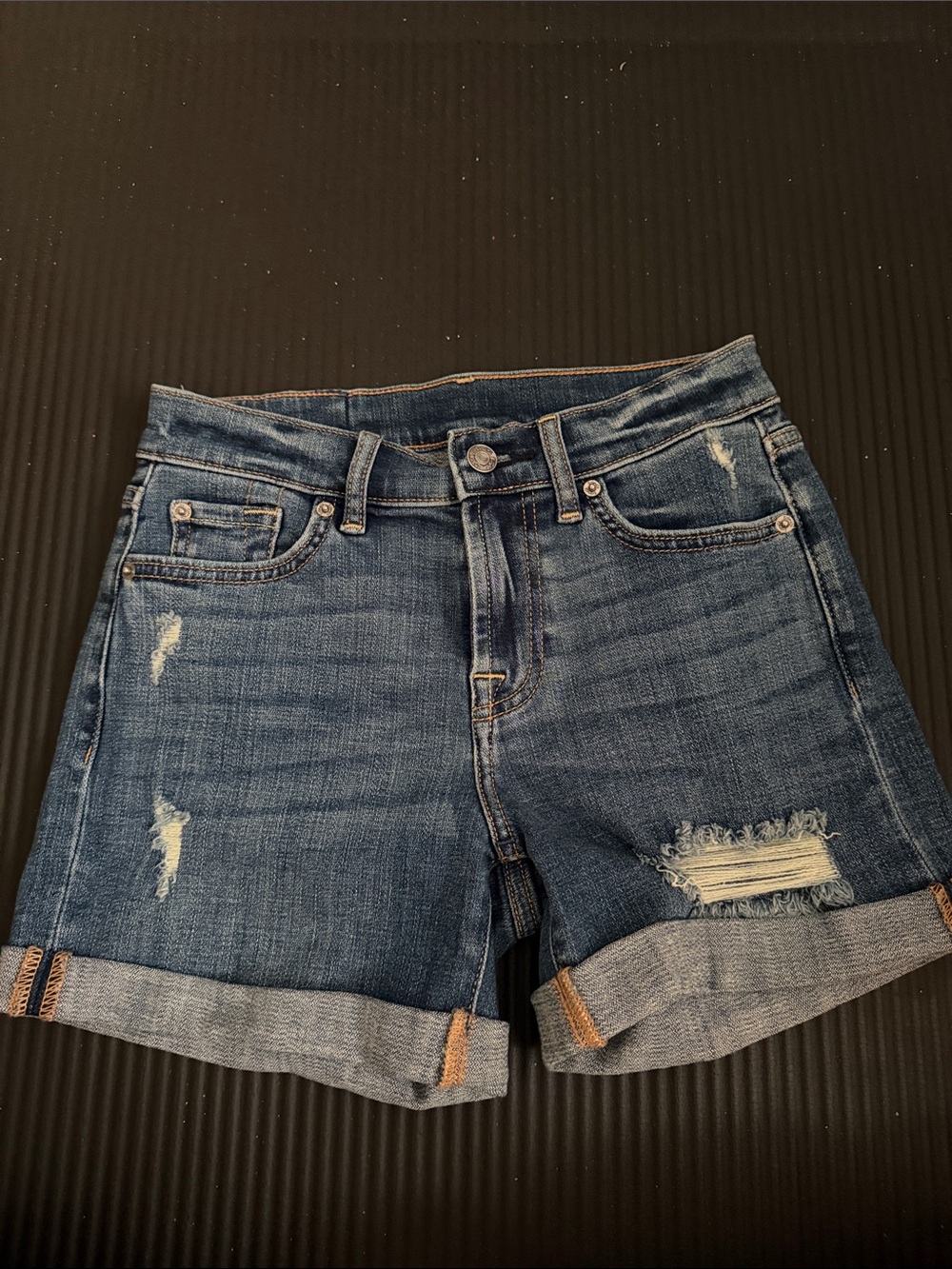 NWT Splendid Women's Distressed Dark Blue Denim Shorts